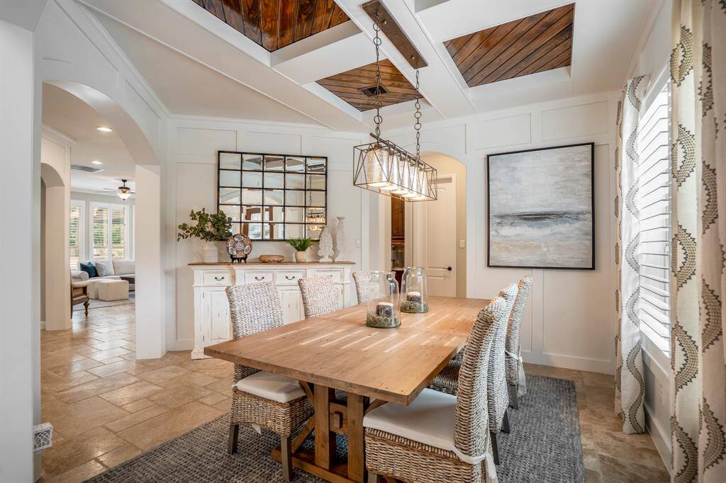 Formal dining