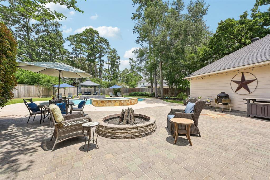 So much space for family and friends to gather!