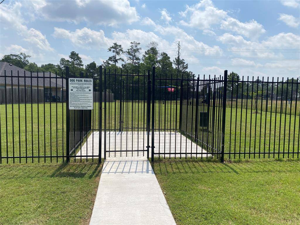 Amazing community dog park!