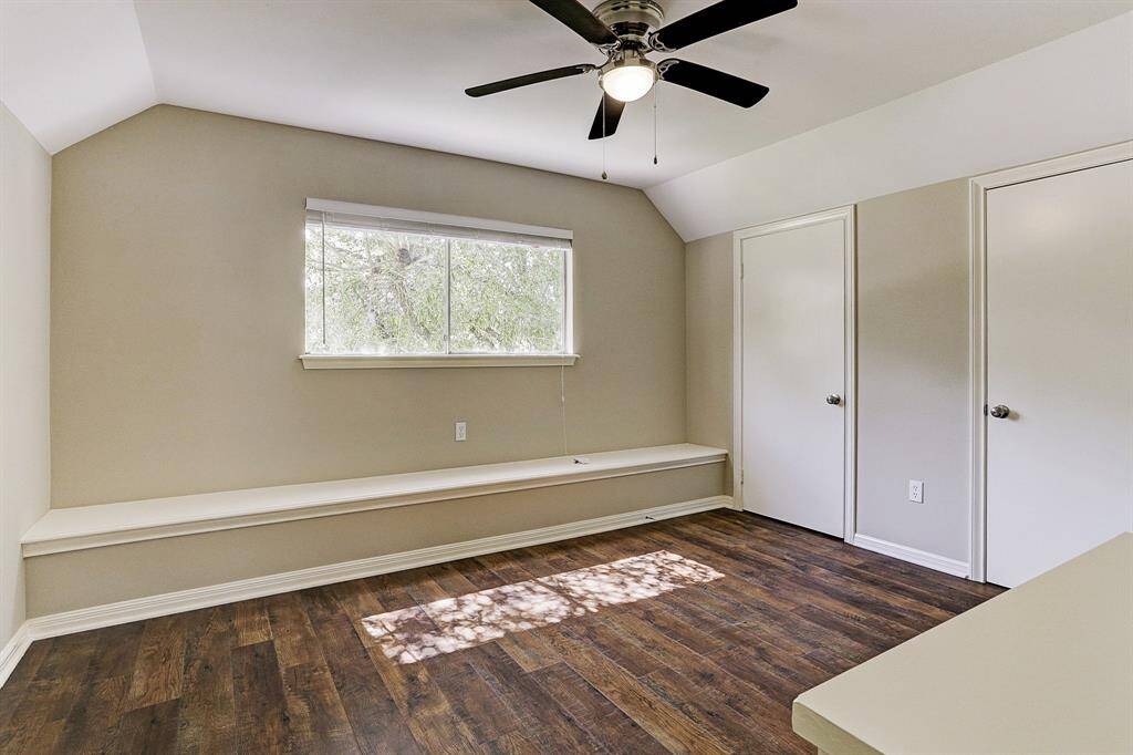 All Bedrooms Feature Ceiling Fans/Fixtures & Private Closets