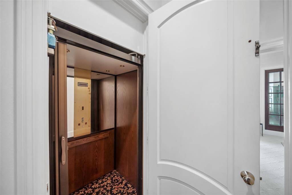 ELEVATOR  This is a forever home with easy access available to the 2nd floor.
