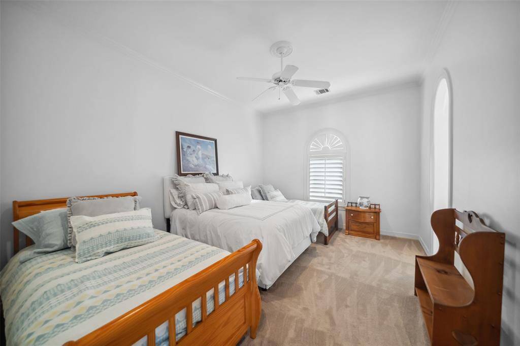 Bedroom Five  Arranged dormitory style to accommodate lots of guests.