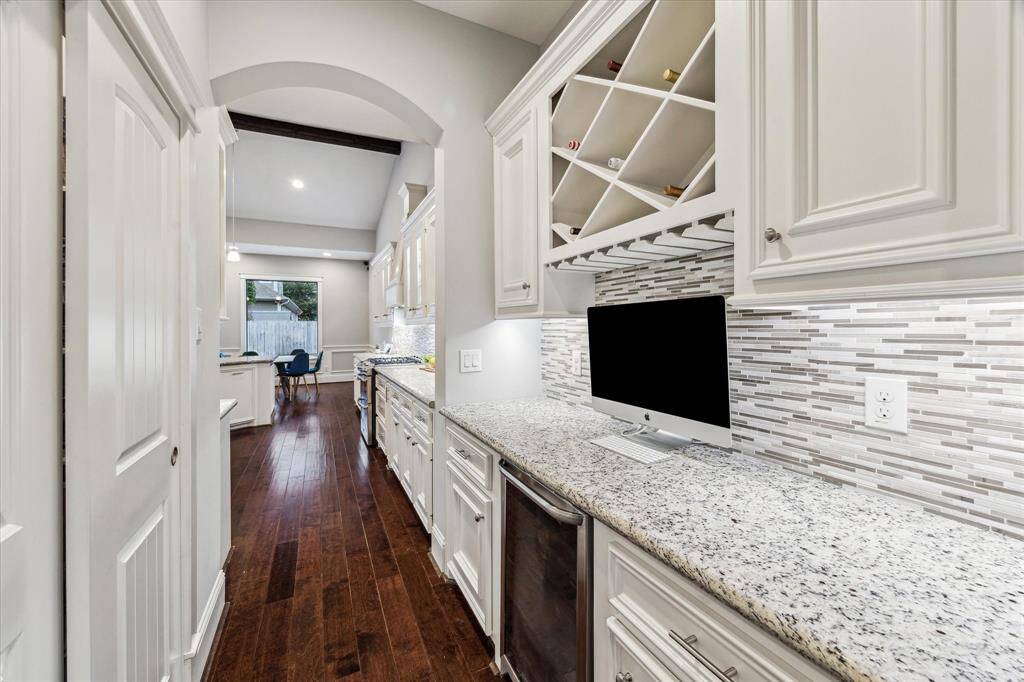 Bonus prep space and storage for seamless hosting.