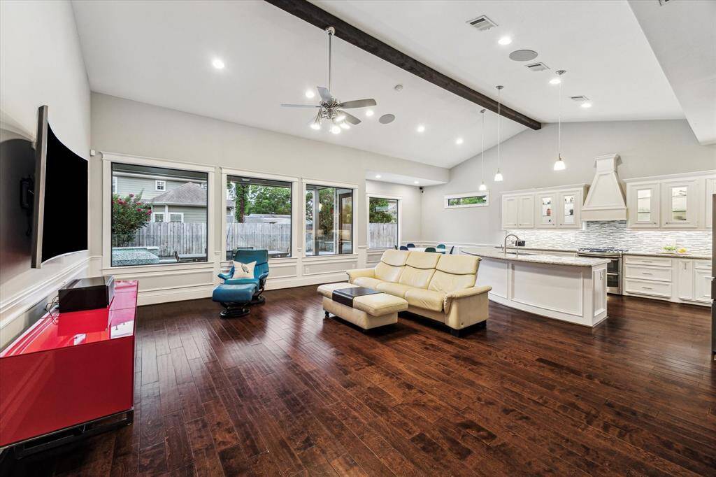 Open, airy layout that’s made for hosting friends and family.