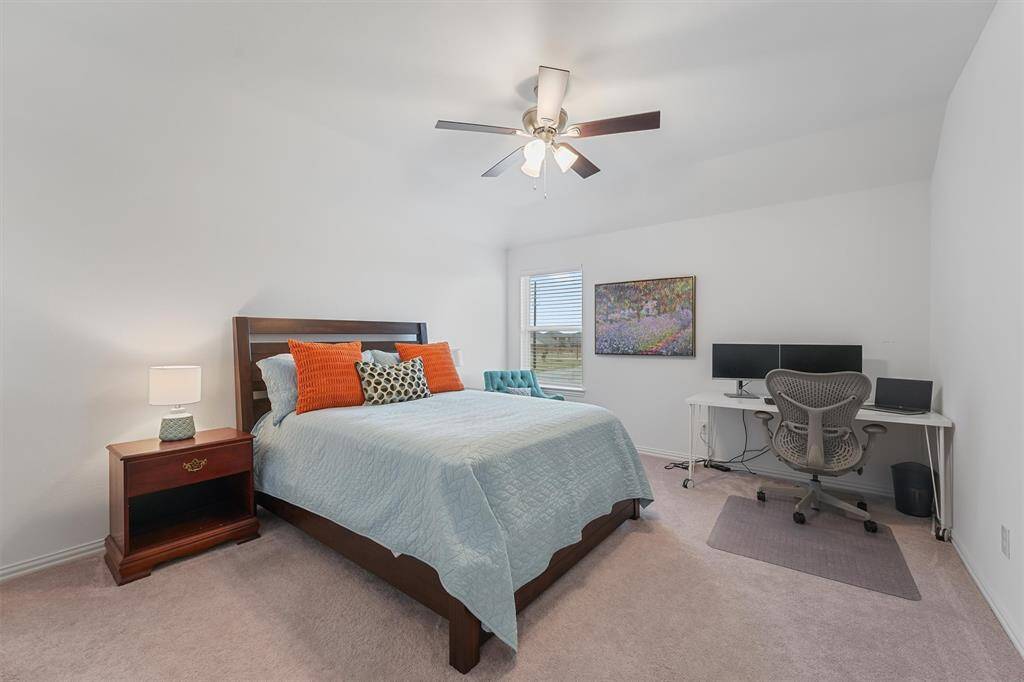 Upstairs bedroom #4