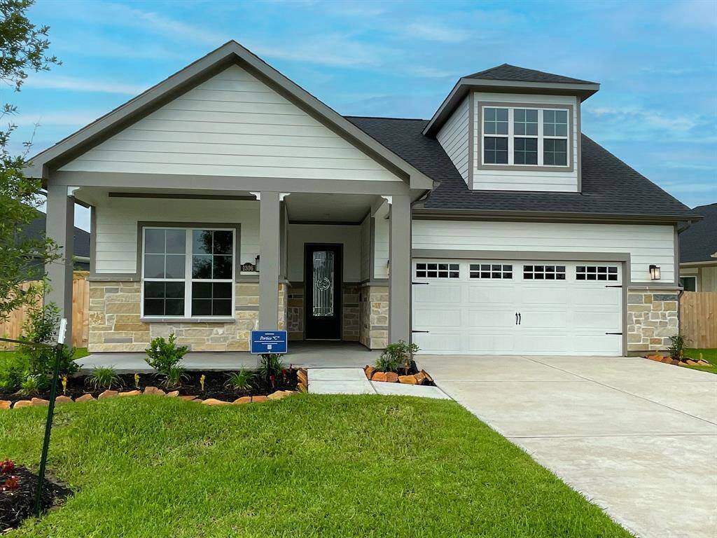 The Portico: An elegant light-filled design.