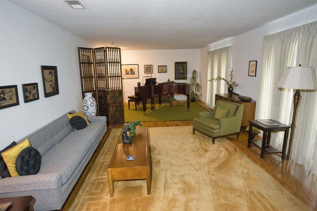 Formal Living Room