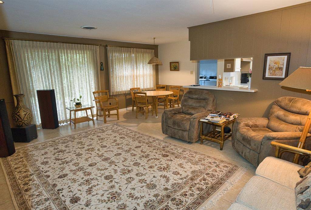 Family Room with Breakfast Nook