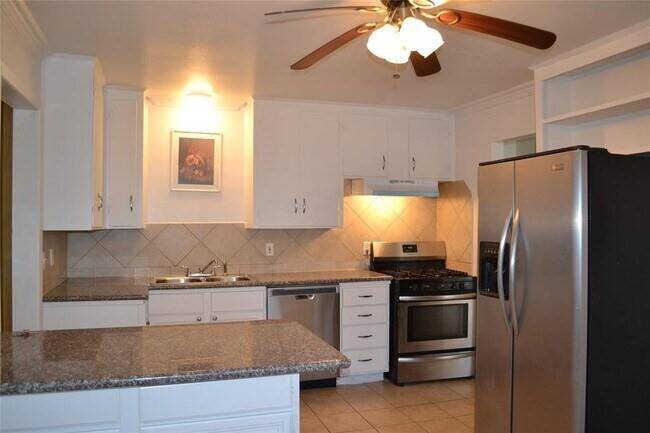 Side View Kitchen