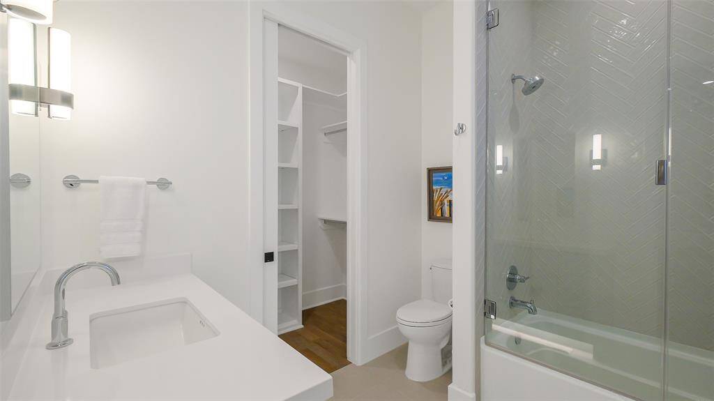 Second floor bath