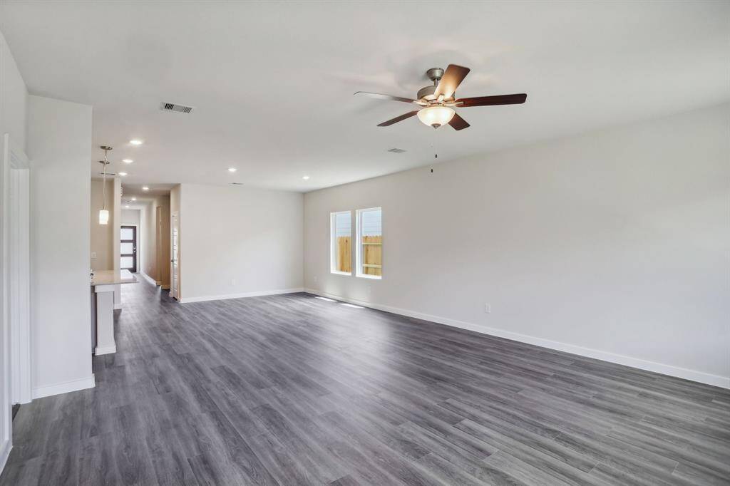 Photo is not of the actual home but is an inspirational photo of builder’s model home and may depict options, furnishings, and/or decorator features that are not included.
