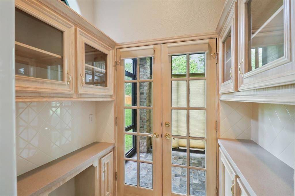 Built in desk with access to the enclosed sun room