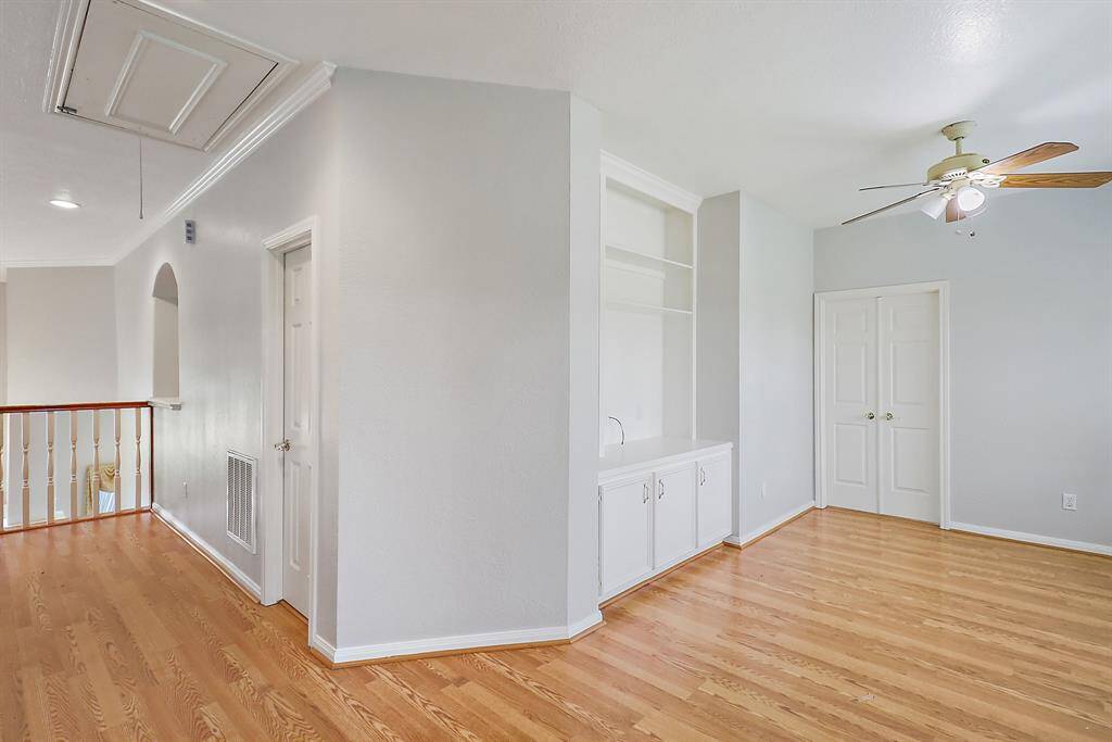 Upstairs game room area
