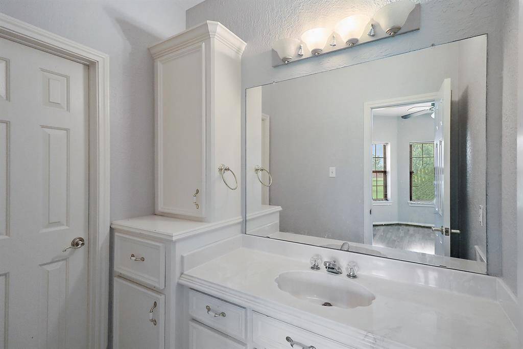 Other side of Jack and Jill bathroom