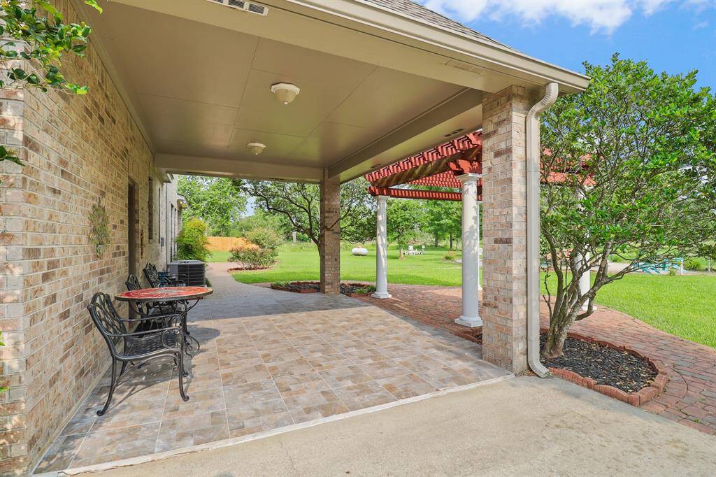 Covered carport/patio