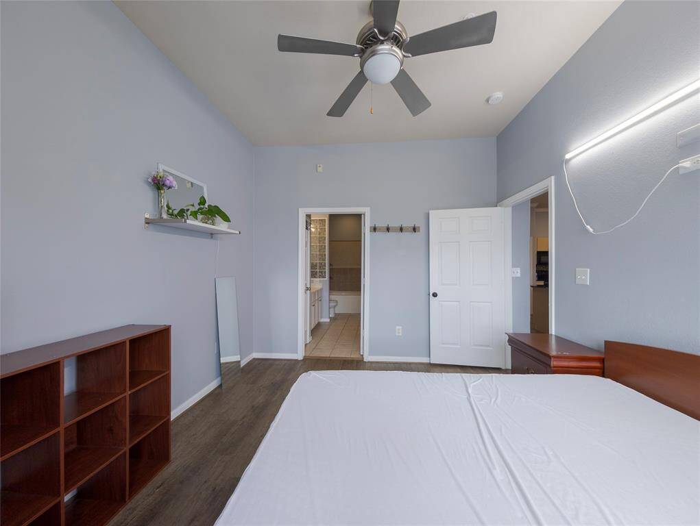 Primary bedroom with en suite bathroom