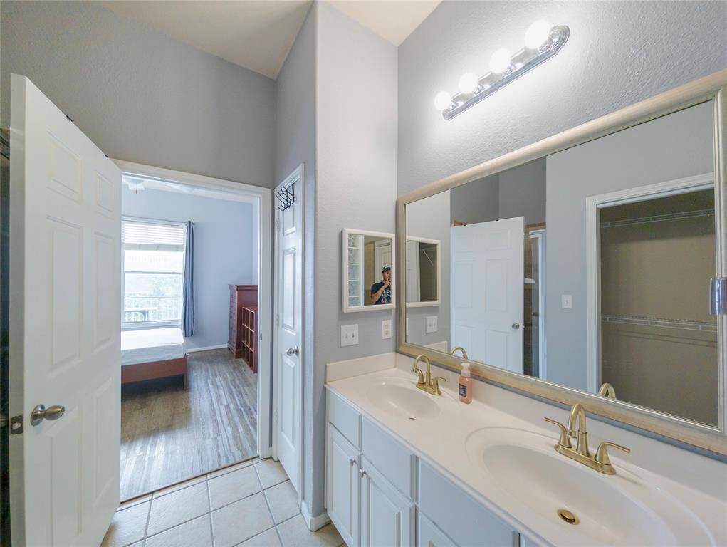 Primary bedroom with en suite bath