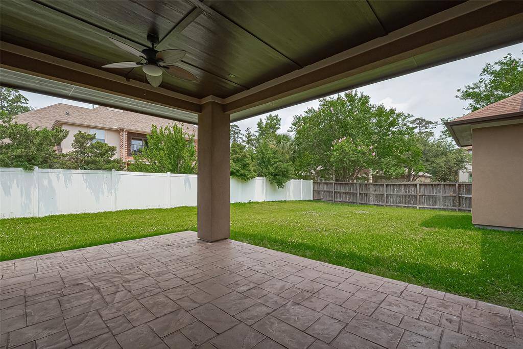 The 16x50 backyard includes a covered patio measuring at 21x33.