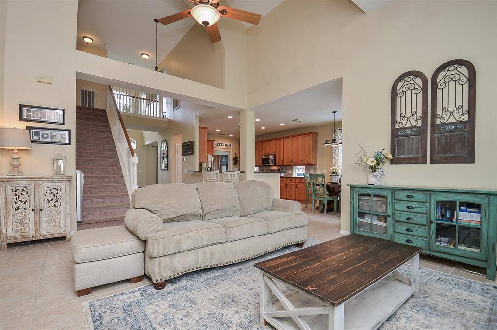 What a wonderful open floor plan.  Updated ceiling fan and neutral paint through out.