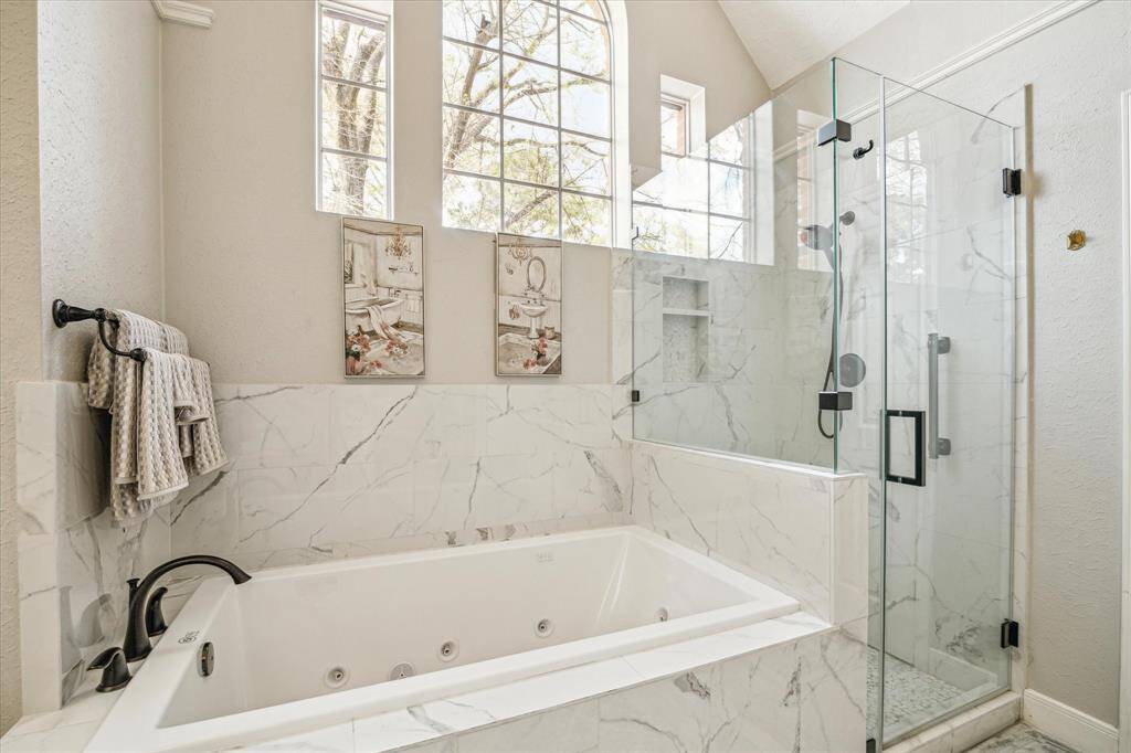 Close-up of the soaking tub, an ideal spot for ultimate relaxation.