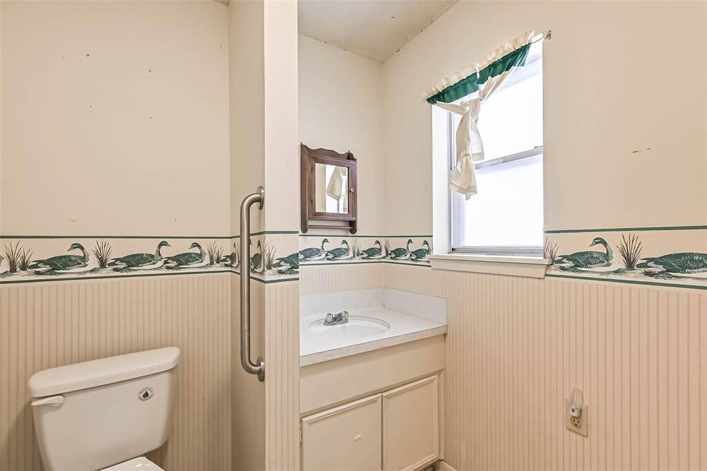 Half Bath