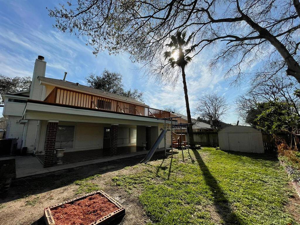 Great place to entertain family and friends in the backyard
