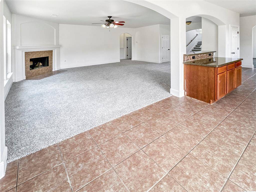 Eat in kitchen area