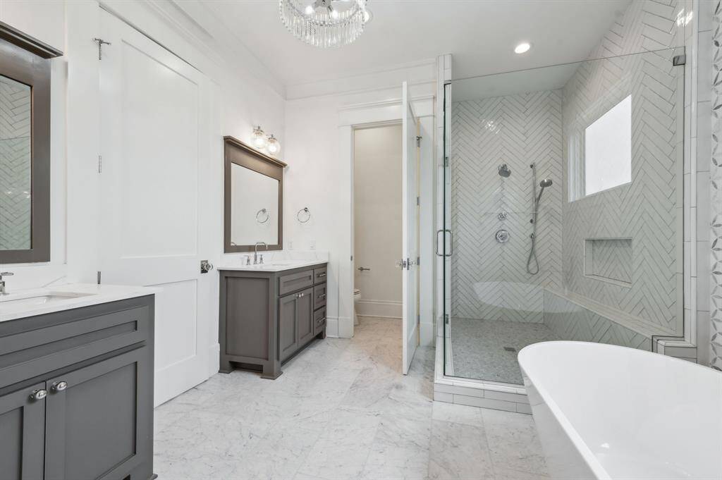Primary bath in recent Modern Bungalow home.