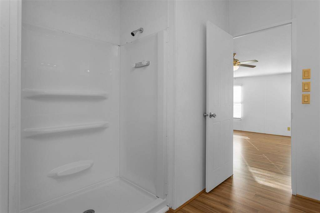 Primary shower recently replaced