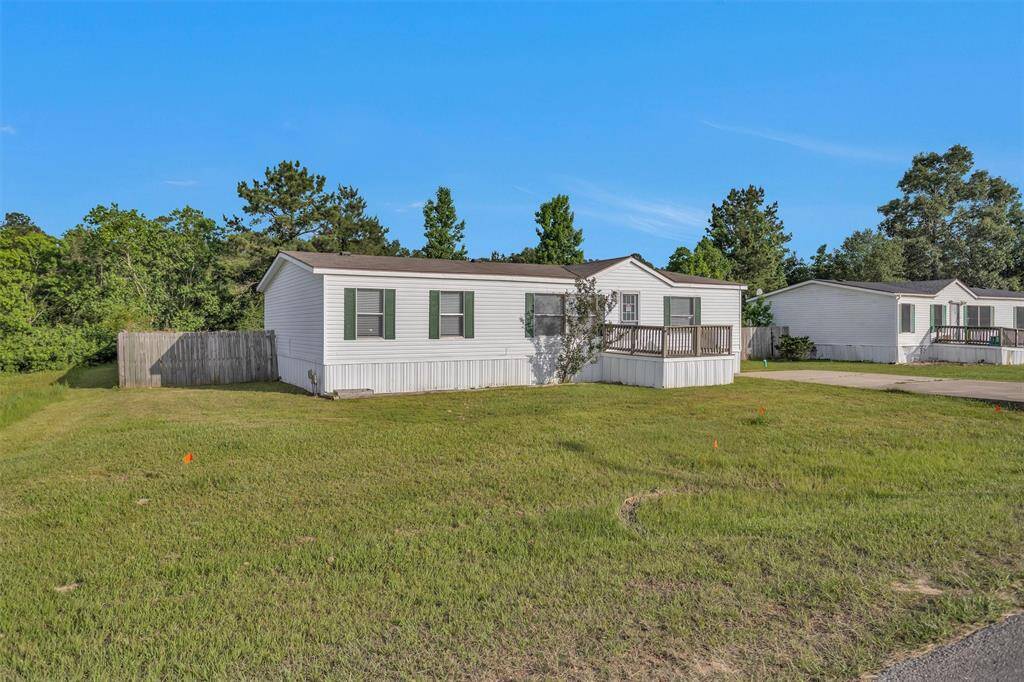 Fully fenced back yard
