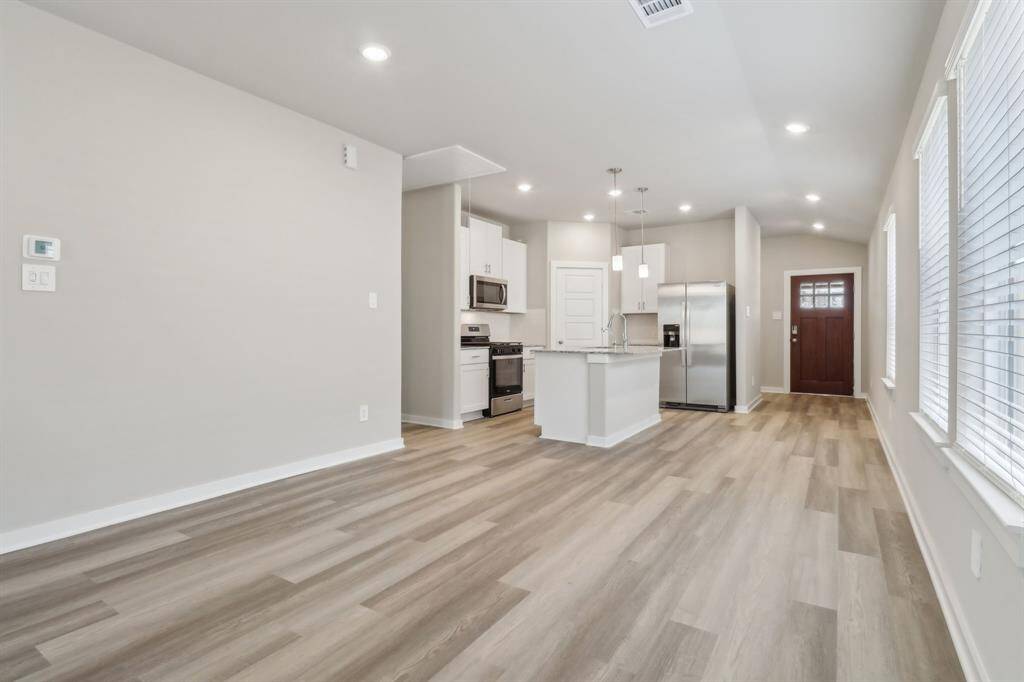 Photo is not of the actual home but is an inspirational photo of builder’s model home and may depict options, furnishings, and/or decorator features that are not included.