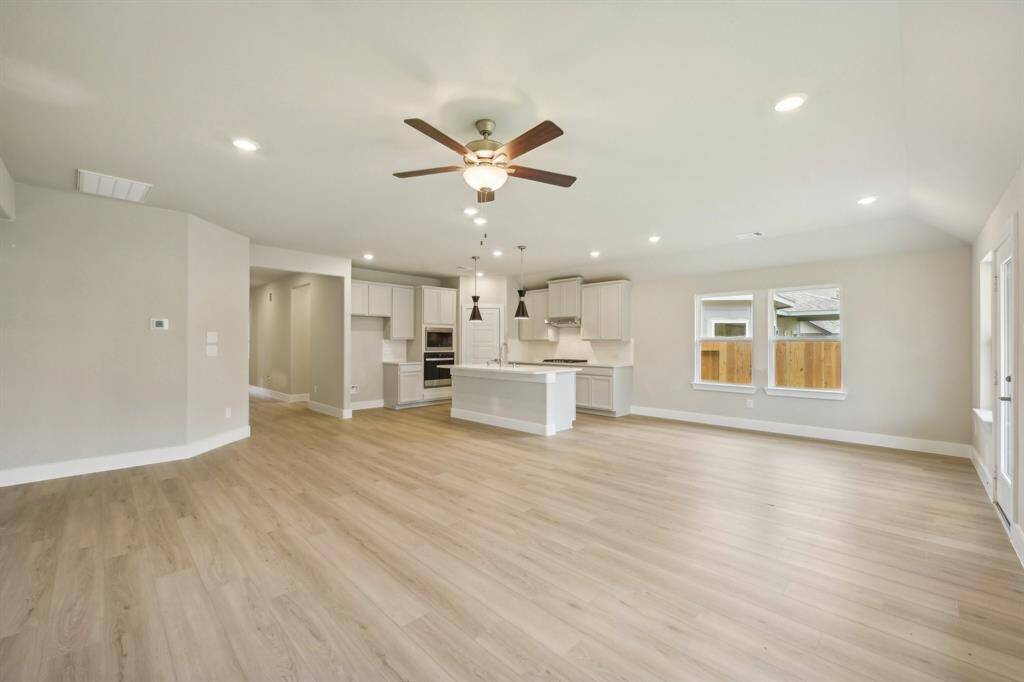 Photo is not of the actual home but is an inspirational photo of builder’s model home and may depict options, furnishings, and/or decorator features that are not included.