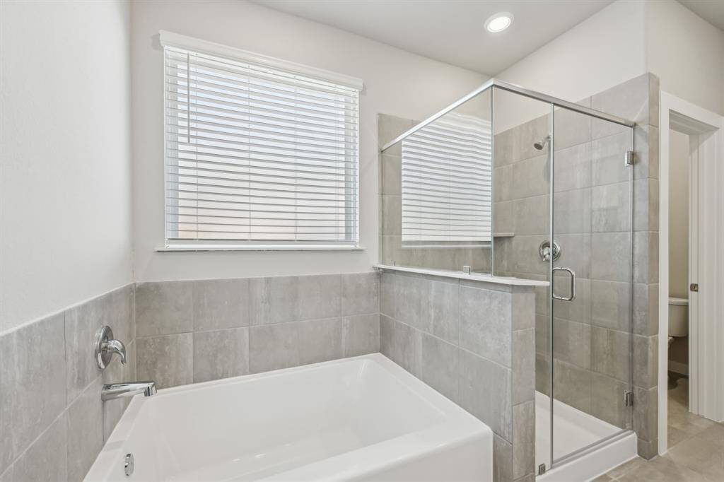 Photo is not of the actual home but is an inspirational photo of builder’s model home and may depict options, furnishings, and/or decorator features that are not included.