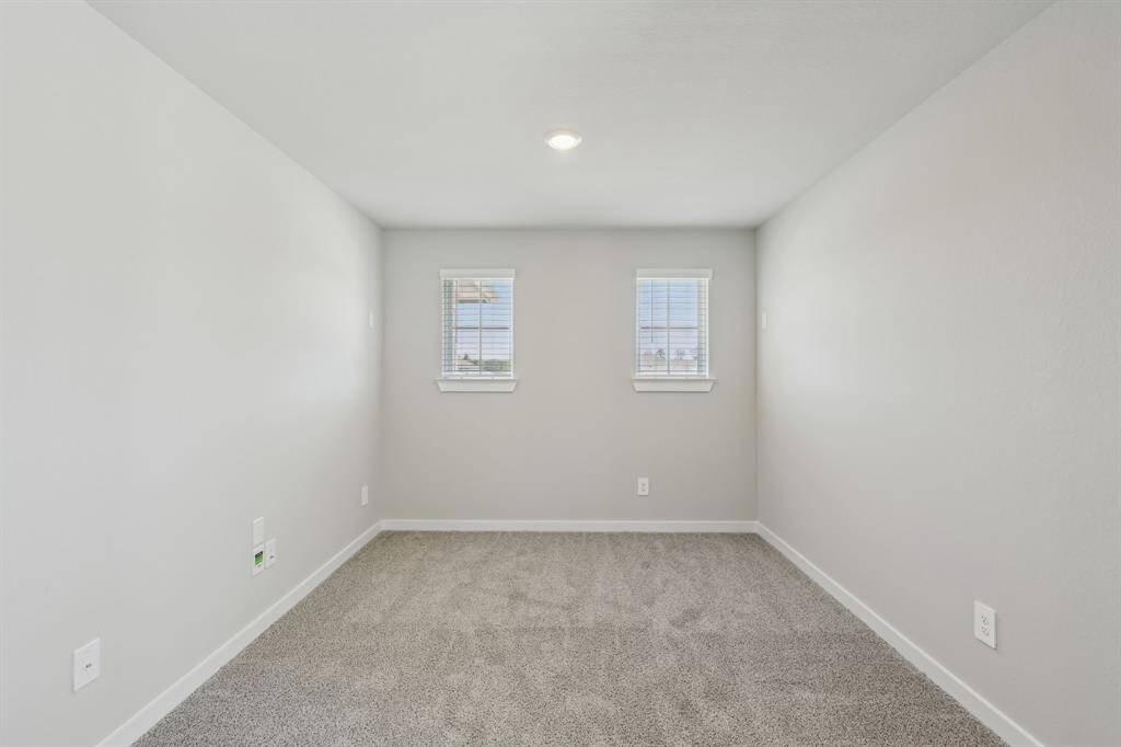Photo is not of the actual home but is an inspirational photo of builder’s model home and may depict options, furnishings, and/or decorator features that are not included.