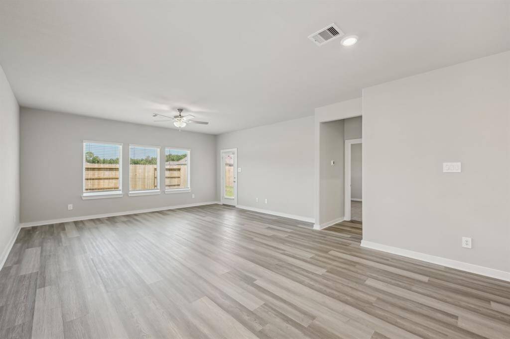 Photo is not of the actual home but is an inspirational photo of builder’s model home and may depict options, furnishings, and/or decorator features that are not included.