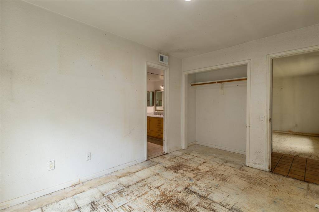 Front bedroom