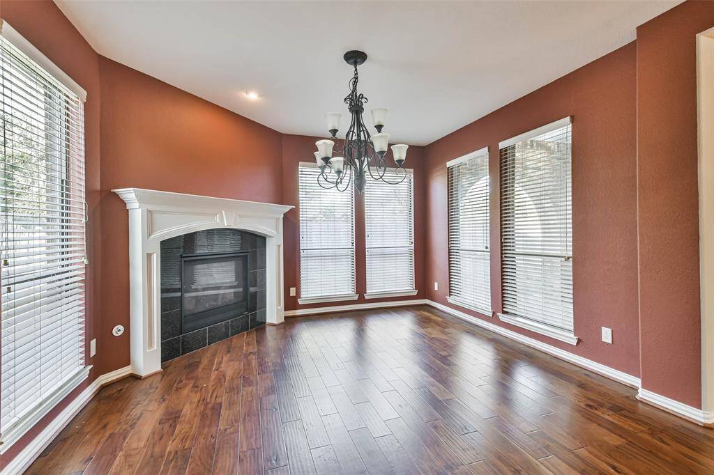 Virtually Staged Furniture Placement