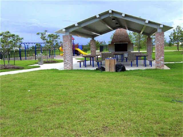 TYPICAL SCR PICNIC PAVILLION