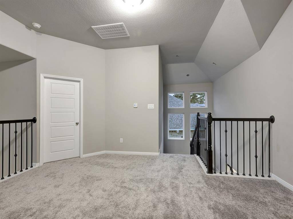 Photo is not of the actual home but is an inspirational photo of builder’s model home and may depict options, furnishings, and/or decorator features that are not included.
