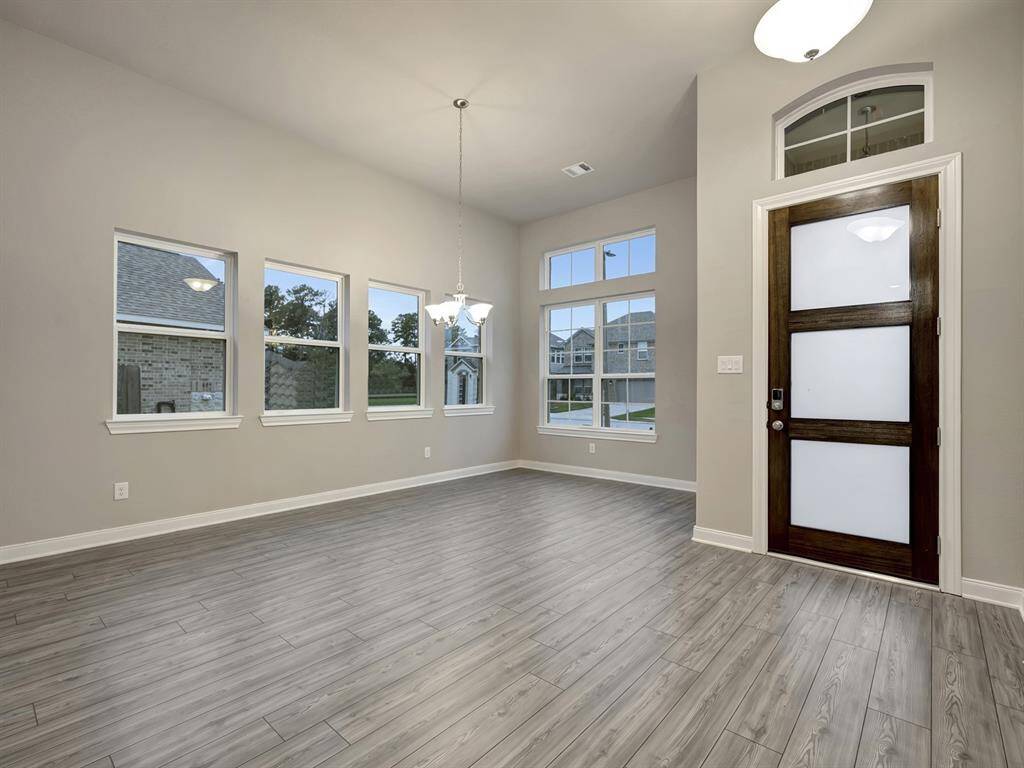 Photo is not of the actual home but is an inspirational photo of builder’s model home and may depict options, furnishings, and/or decorator features that are not included.