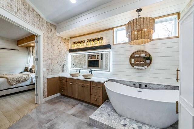 Lighted mirrors, soaking tub, double sinks, custom everywhere