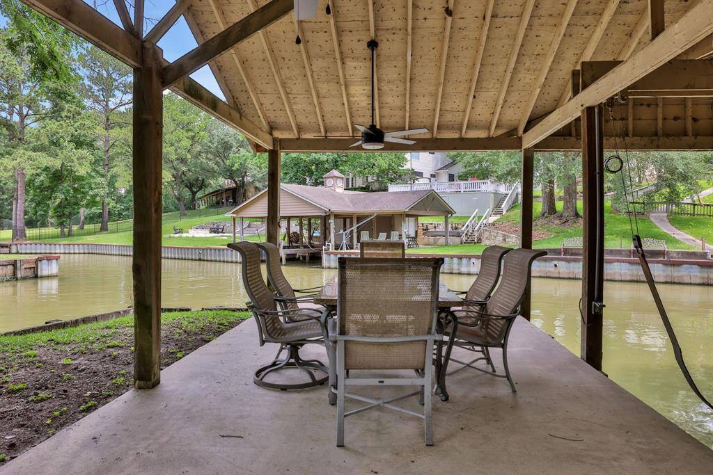 Great seating area to enjoy the breeze and take in the view