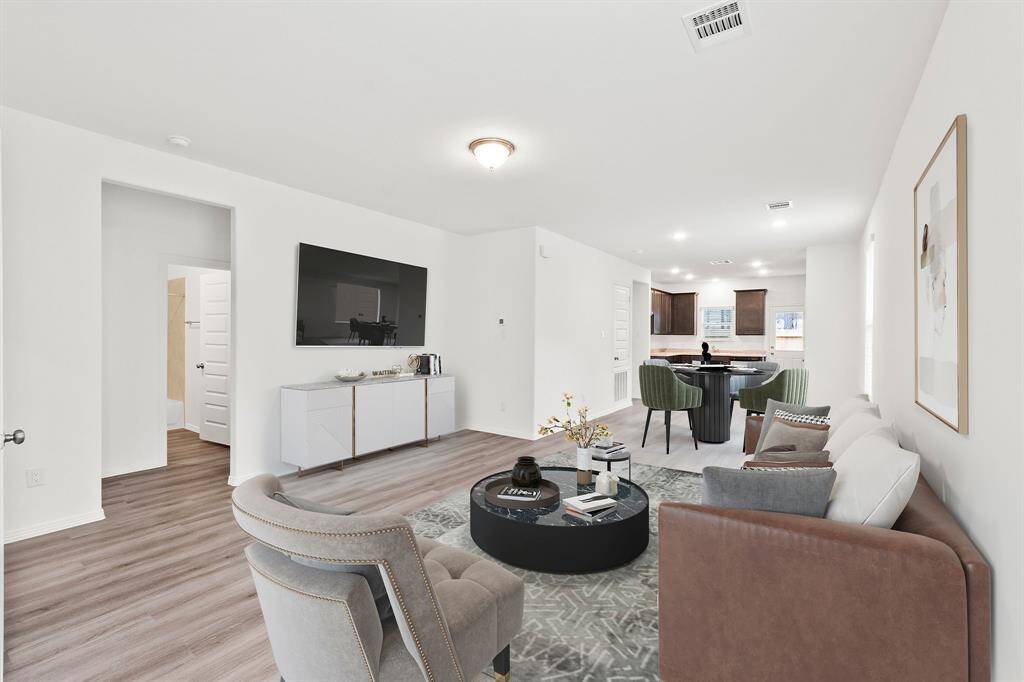 ***VIRTUAL STAGING