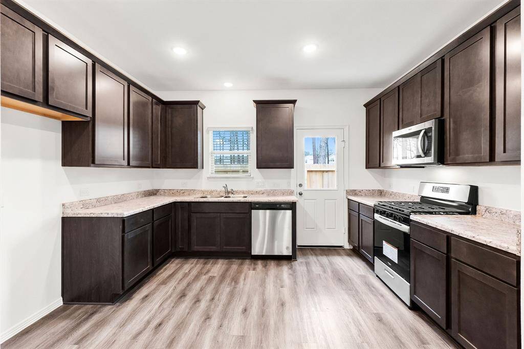 Home will come with refrigerator