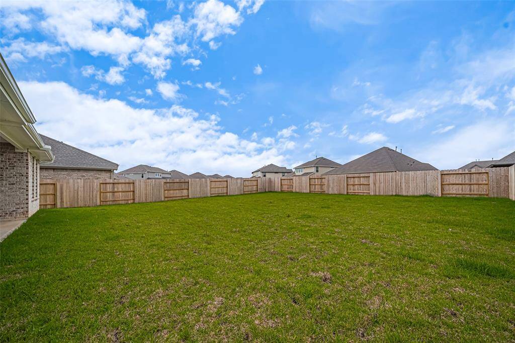 Spacious backyard