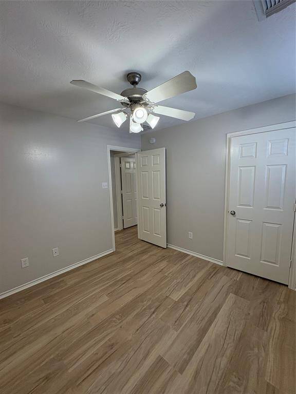 Secondary bedroom