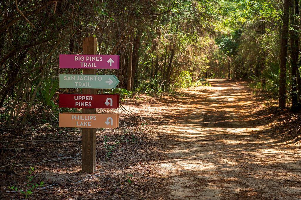 Explore miles of scenic nature trails winding through The Highlands—perfect for hiking, biking, or a peaceful walk through the trees. Trail markers make it easy to navigate and enjoy the great outdoors just steps from home.