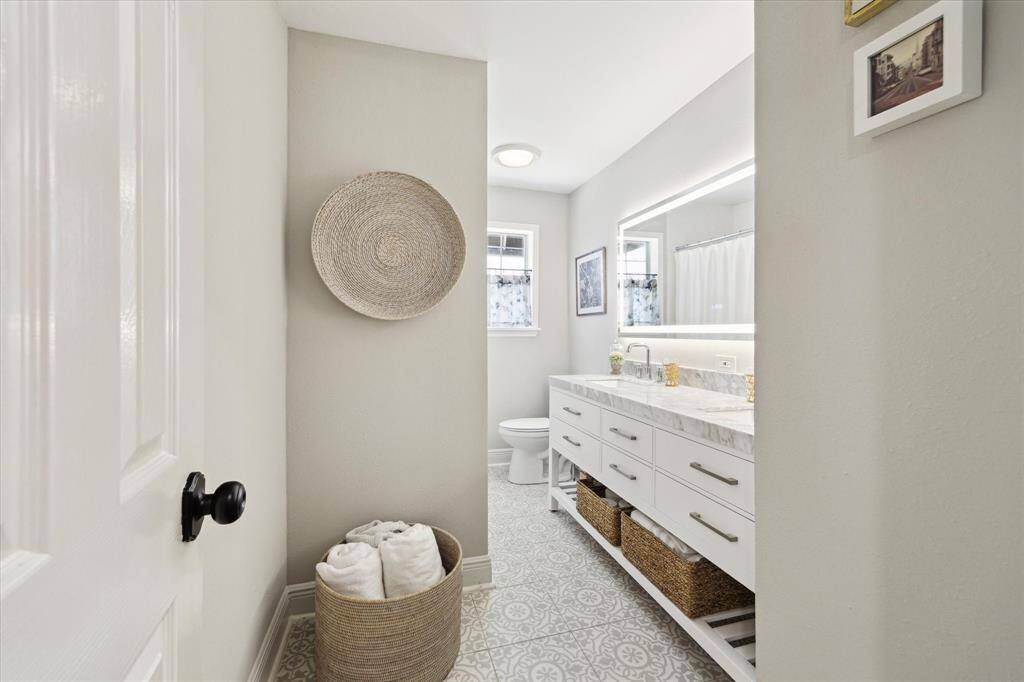 Secondary Bath