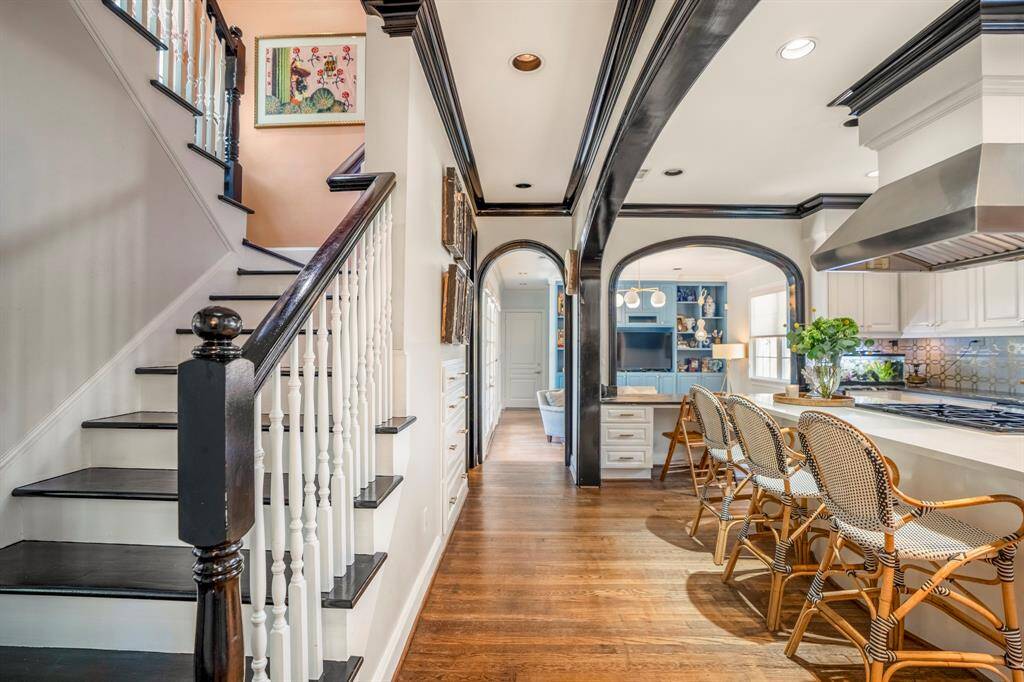 This home effortlessly balances privacy and connectivity—distinct spaces offer intimate retreats, yet remain seamlessly open to one another, creating an ideal flow for both everyday living and entertaining.