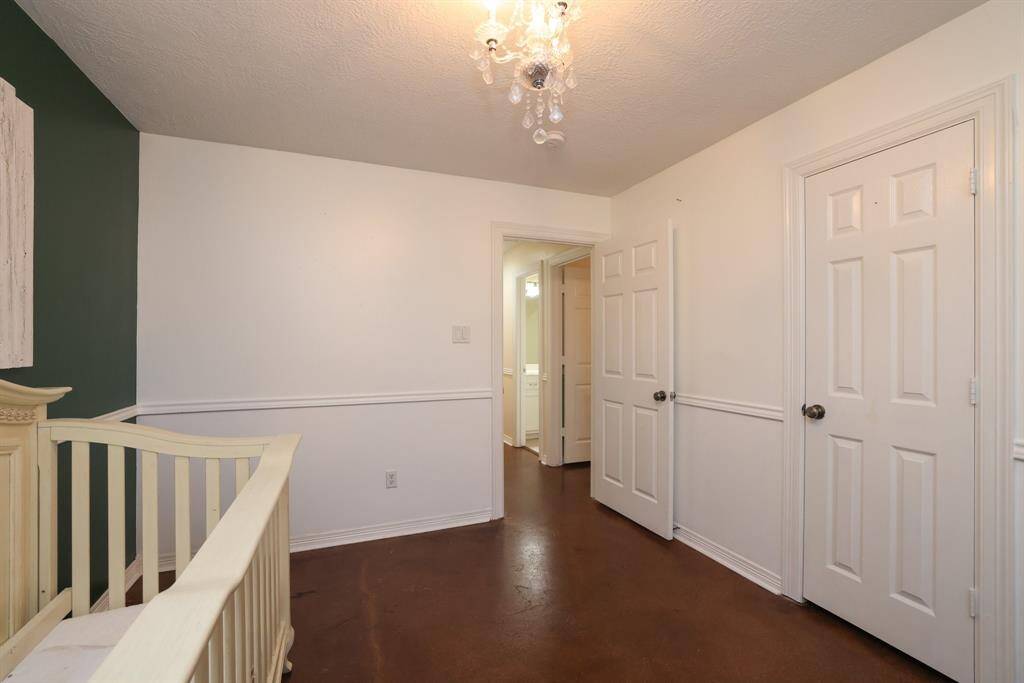 Another view of the secondary bedroom.